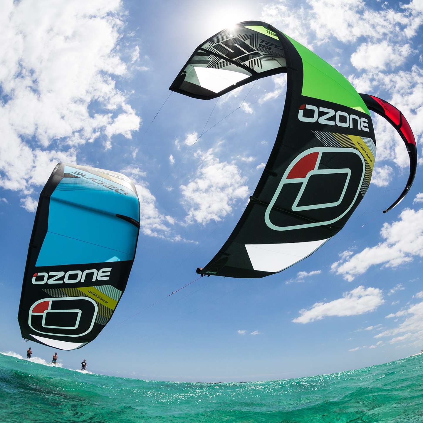 Ozone Catalyst Kitesurfing Kite 2015 King of Watersports