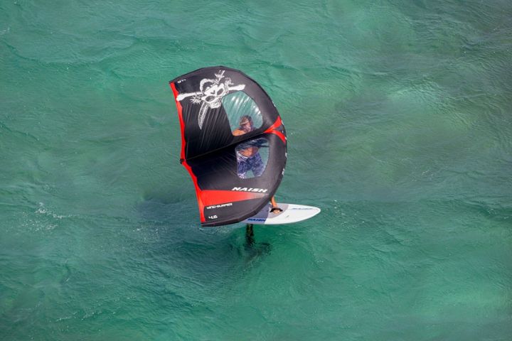 https://www.kingofwatersports.com/dam/jcr:96c3a717-564c-4ae4-af55-5cff63f9048e/wing-foil-guide-2.2022-11-18-16-19-27.jpg