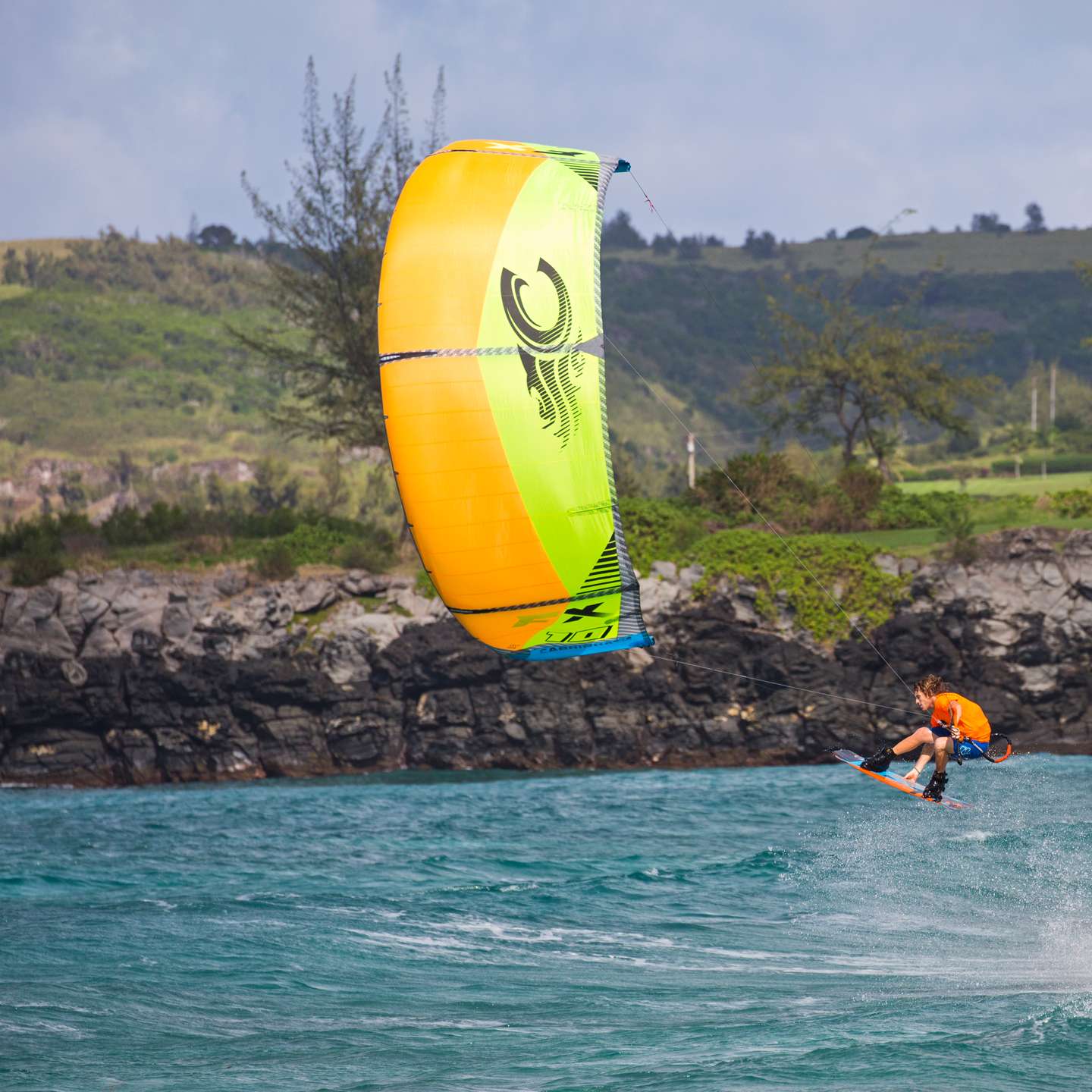 カブリナCABRINHA 2016年モデル　FX7平米　カイトボード Cabrinha FX 2016 Kite | King of Watersports