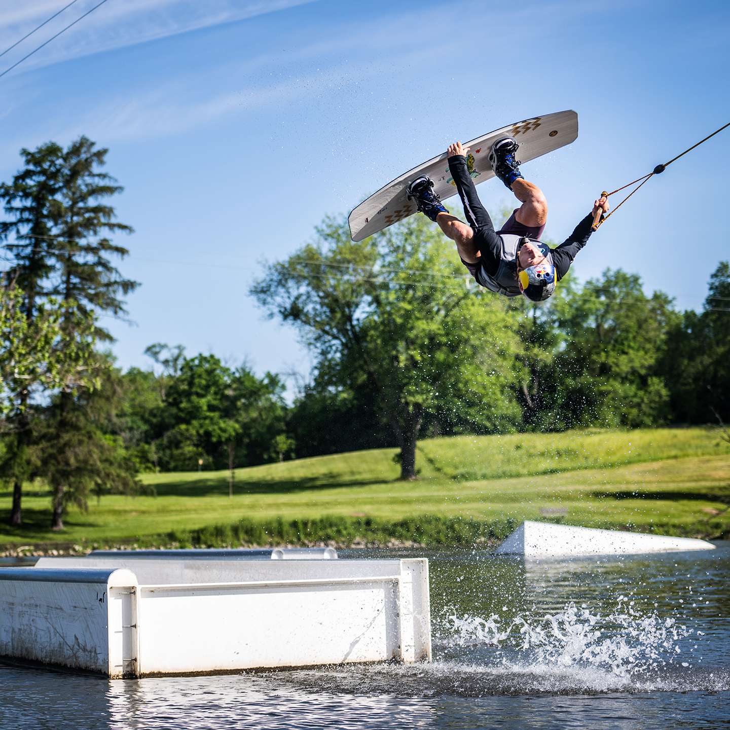 Hyperlite Union 2024 Wakeboard King of Watersports