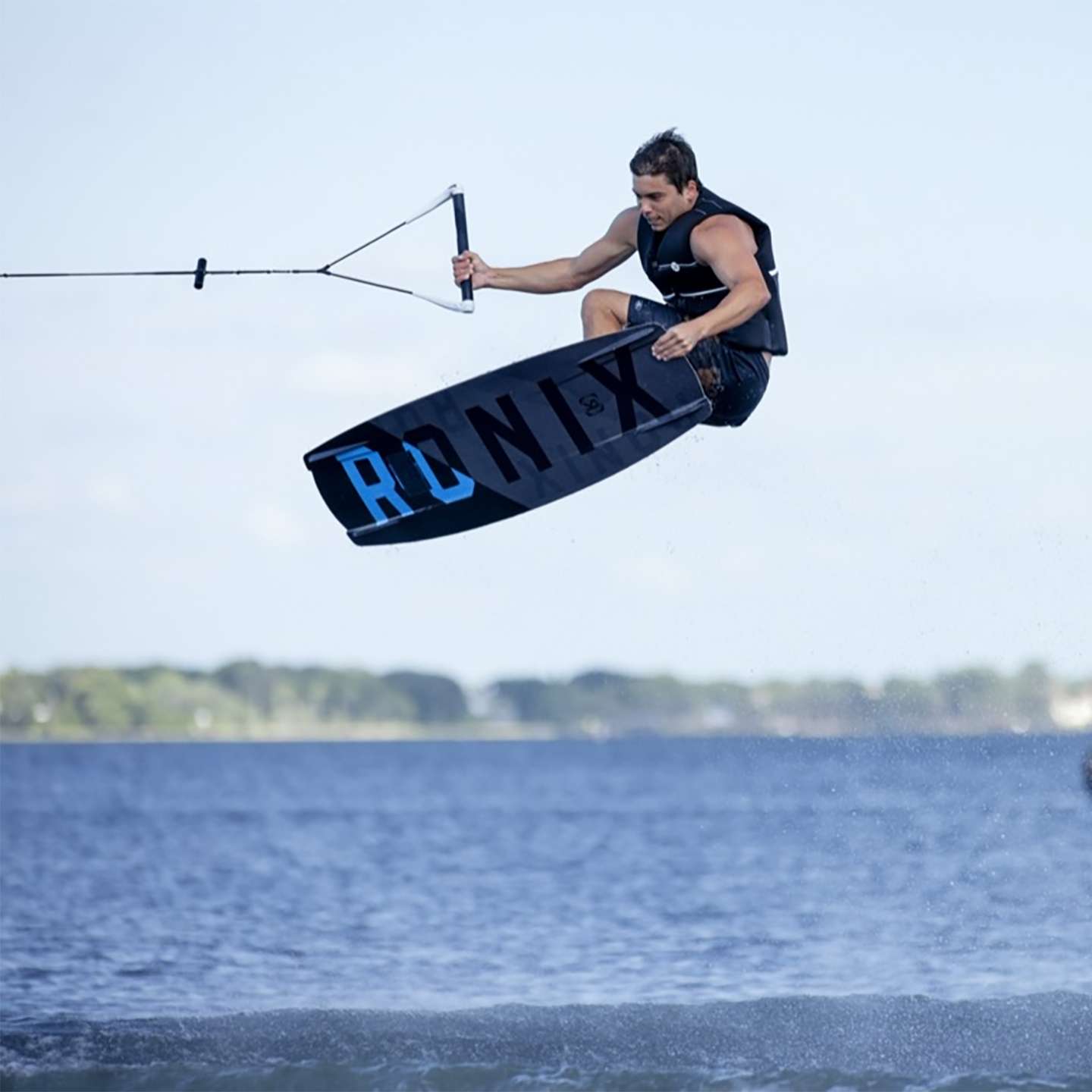VAULTROOM BAN BORDER ロンT VAULT WITH DISTRICT | Ronix Packages | Ronix Wake