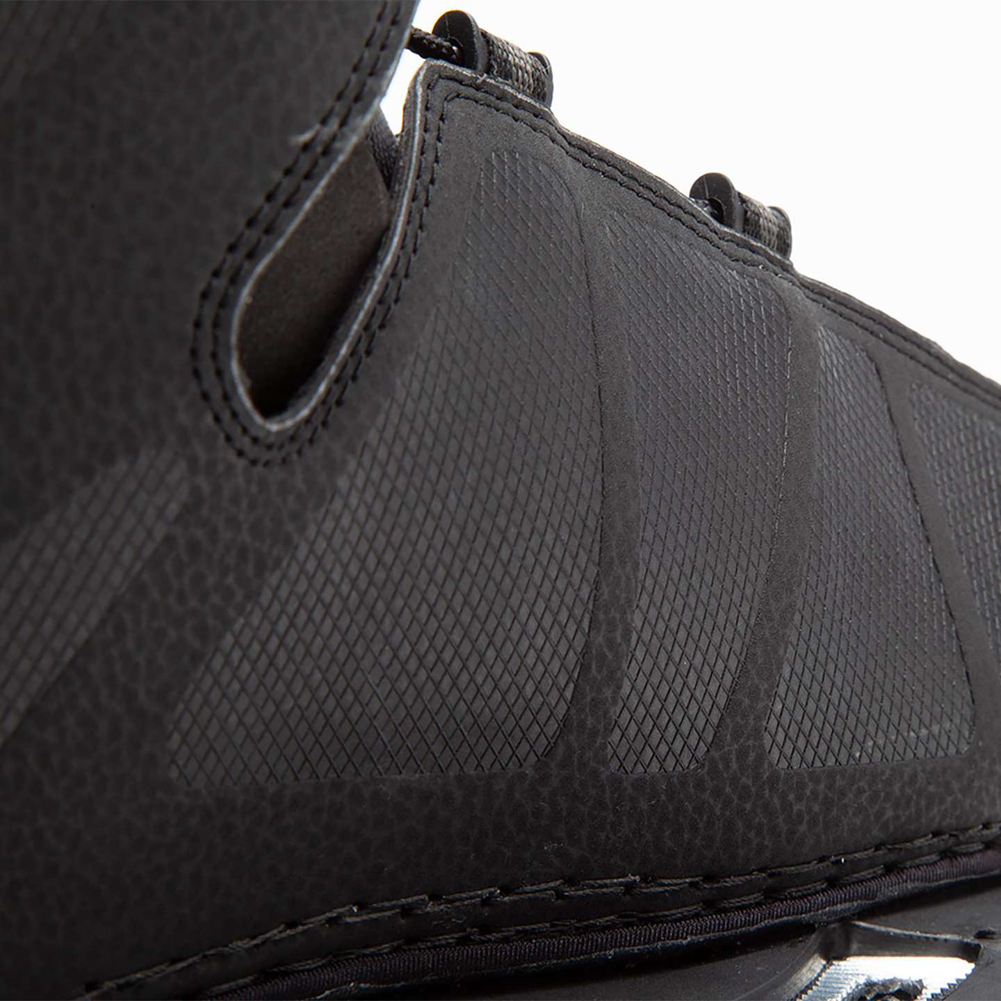 hyperlite-2022-frequency-boots-alt2-zoom Hyperlite Frequency OT 2025 Wakeboard Boots – close-up of the wakeboard boots footbed, liner and heel support