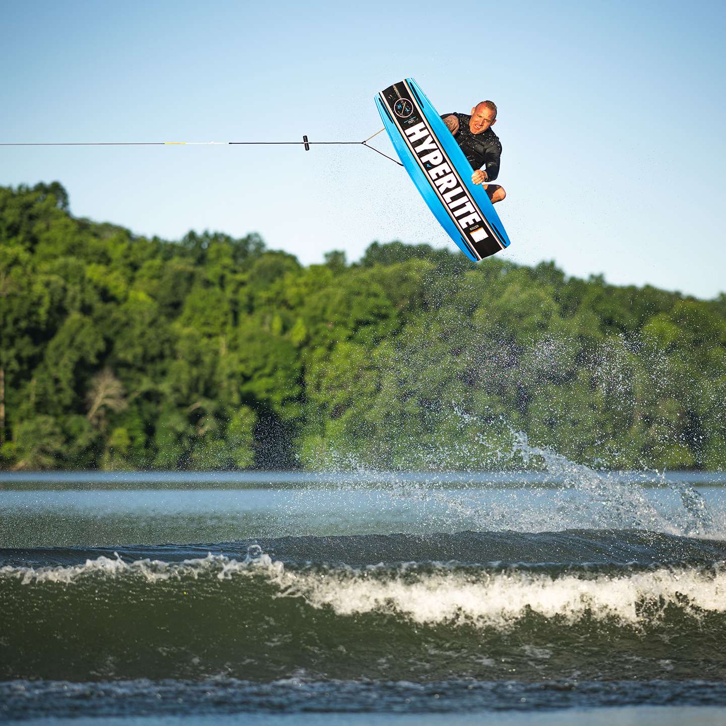Hyperlite Kruzr 2026 Wakeboard – detail view highlighting the wakeboard base, channels and fin area
