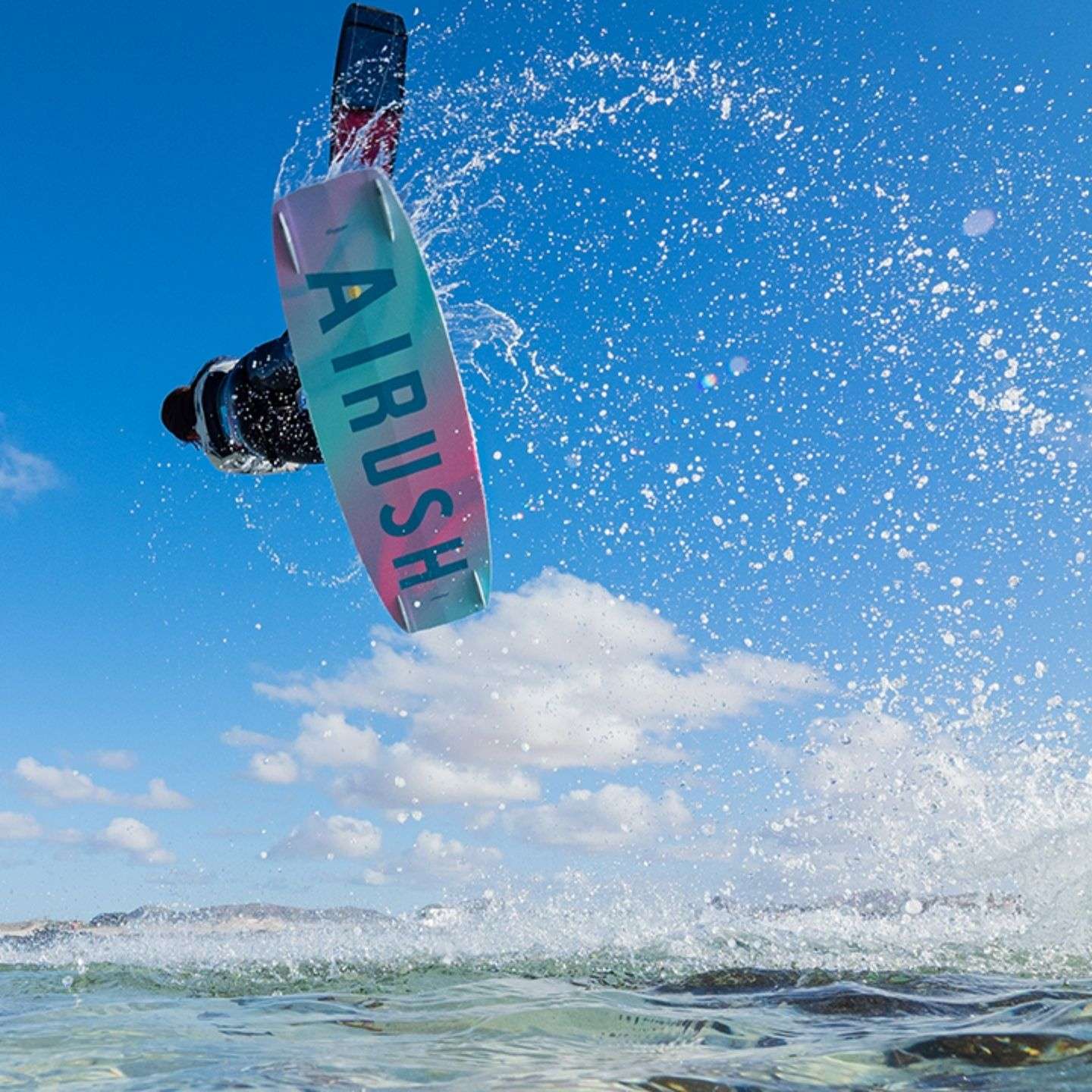 Airush Diamond v6 Kiteboard twintip kiteboard alternate view showing the base graphics, rocker line and twin tip outline