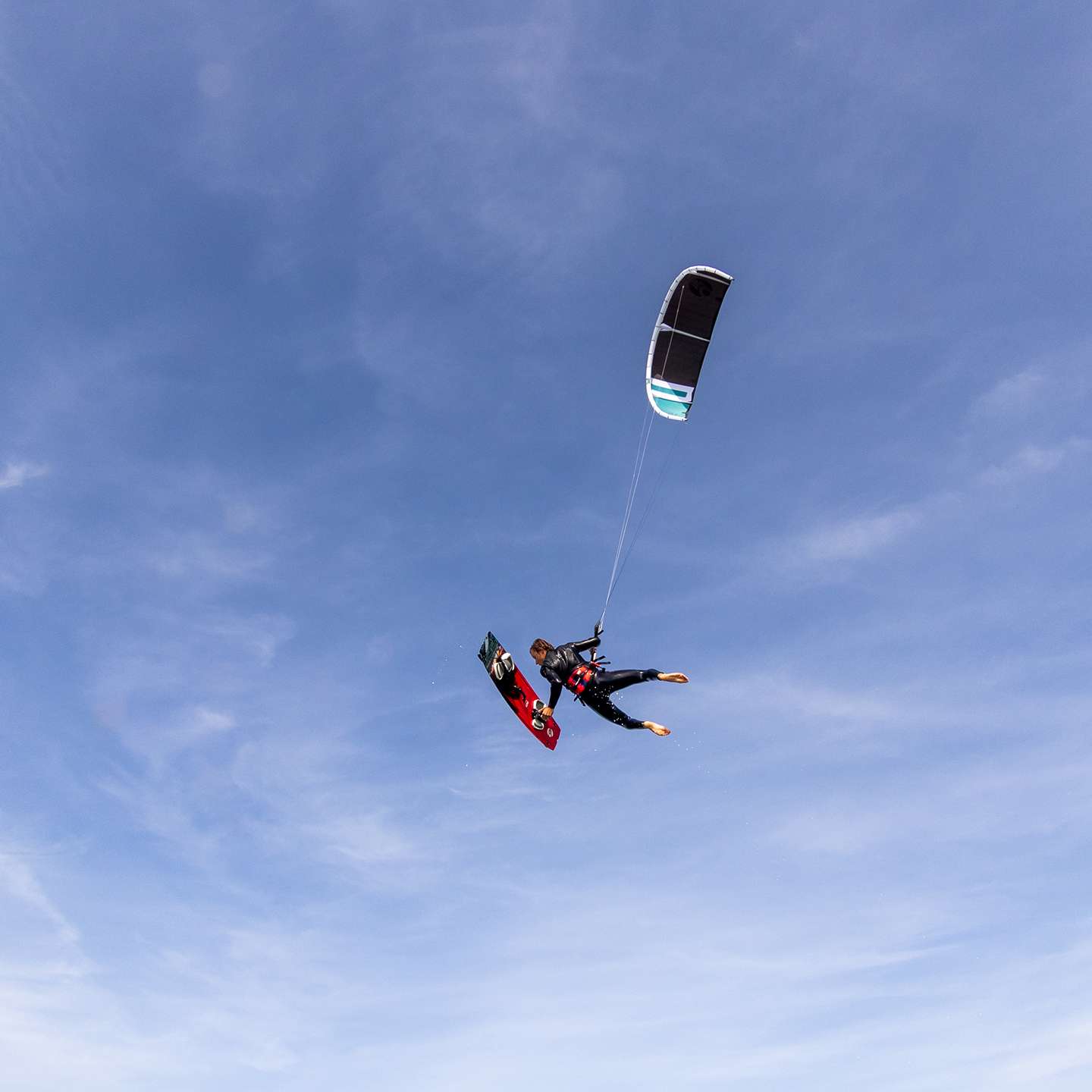 Cabrinha Moto X Apex 2024 Kite inflated kite front view showing the full canopy graphics, leading edge curve, strut placement and wingtips