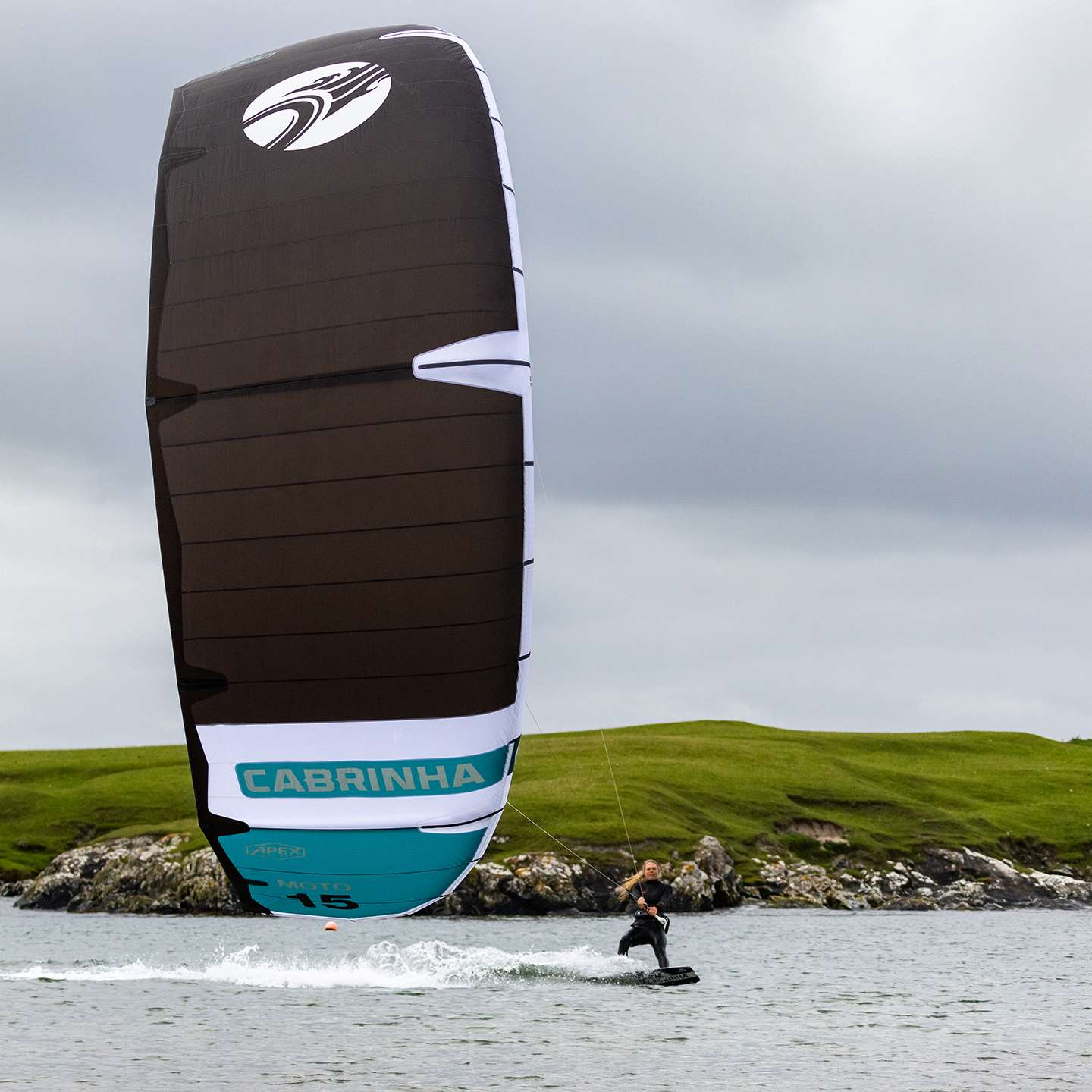 Cabrinha Moto XL Apex 2024 Kite inflated kite front view showing the full canopy graphics, leading edge curve, strut placement and wingtips