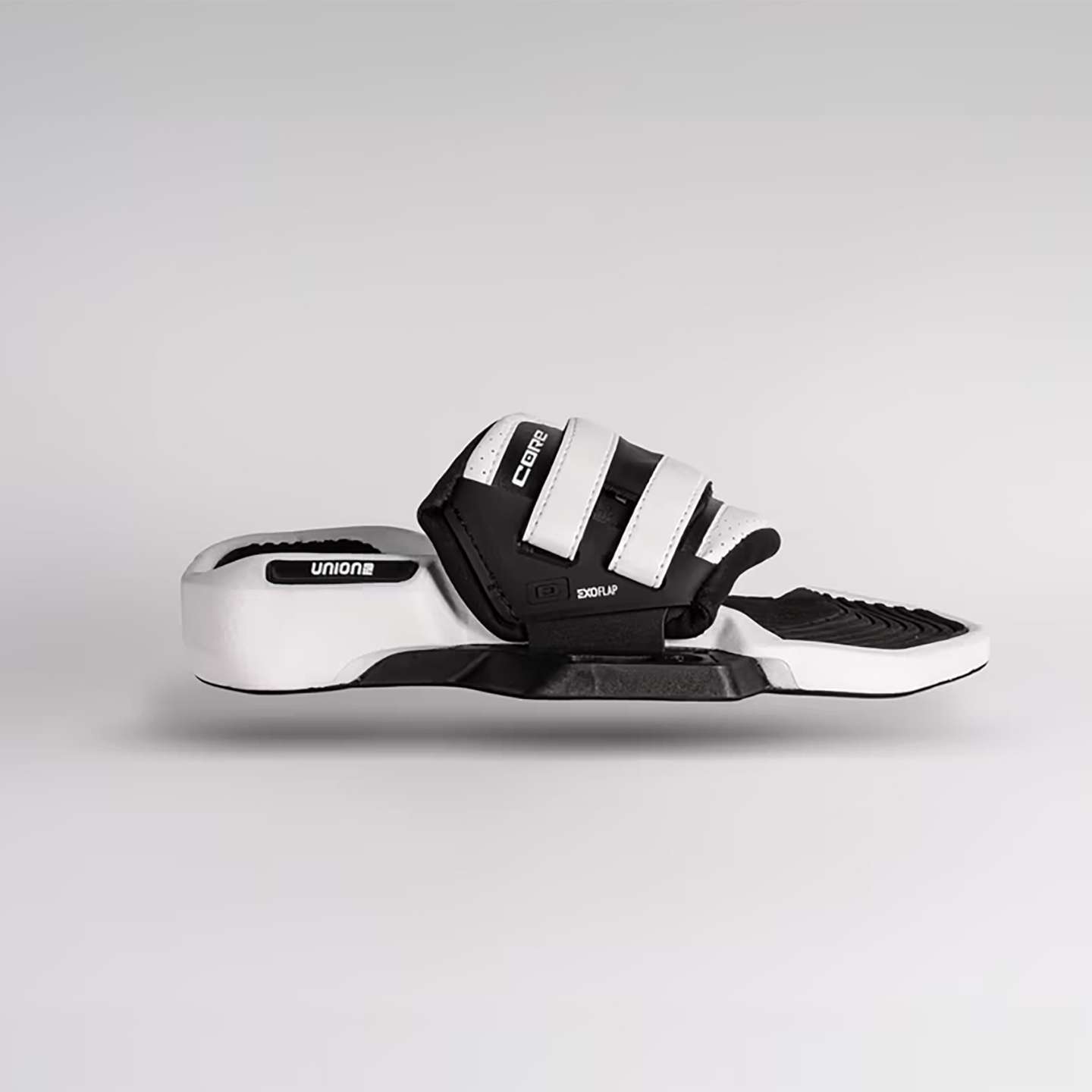 Core Union Pro 5 Footstraps close-up showing strap padding, adjustment and mounting details