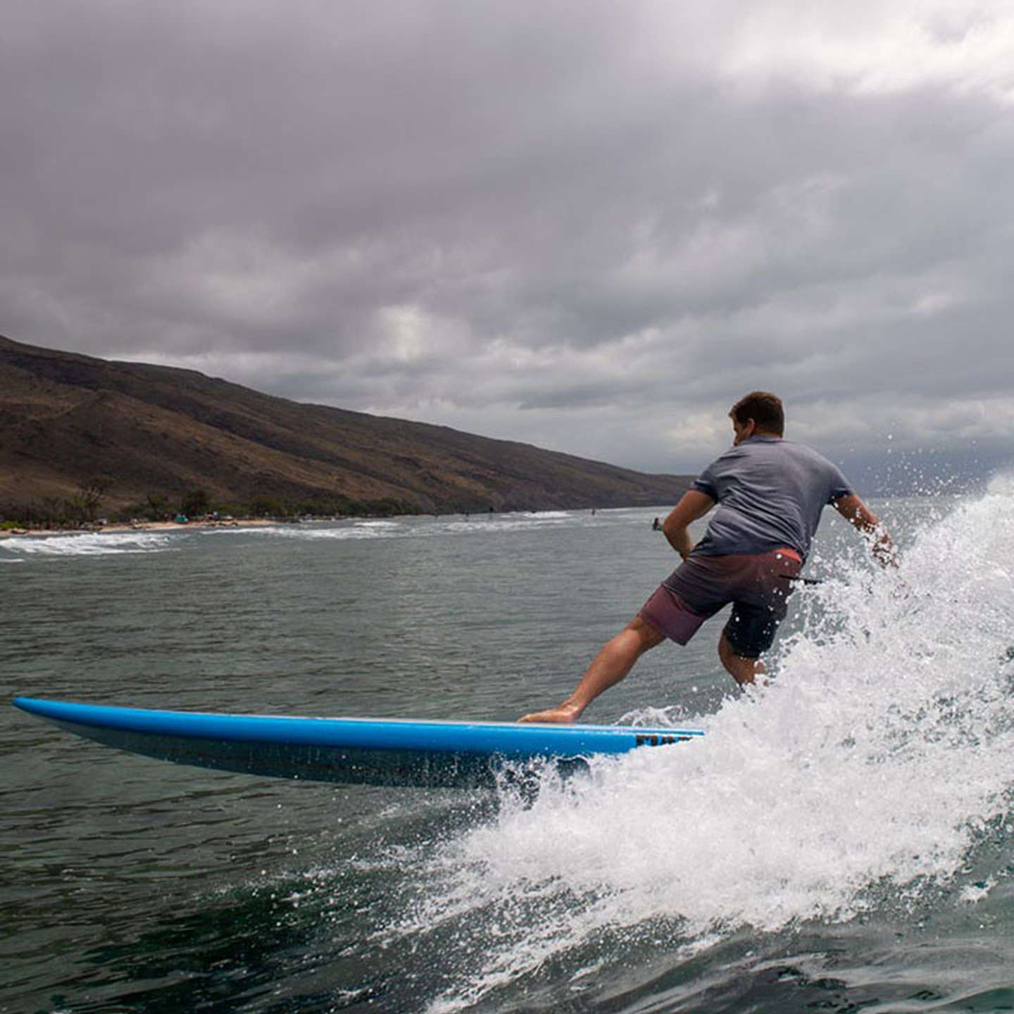 Naish Mana GS 10'0 SUP Board 2021 rail and tail detail view