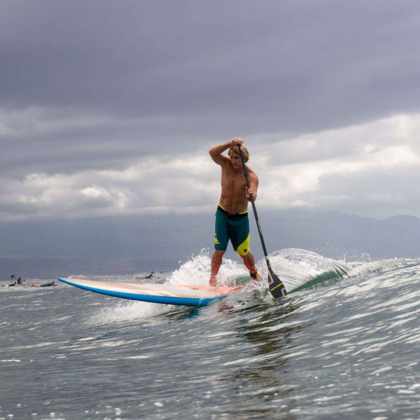 Naish Nalu GTW 10'10 SUP Board 2021 rail and tail detail view