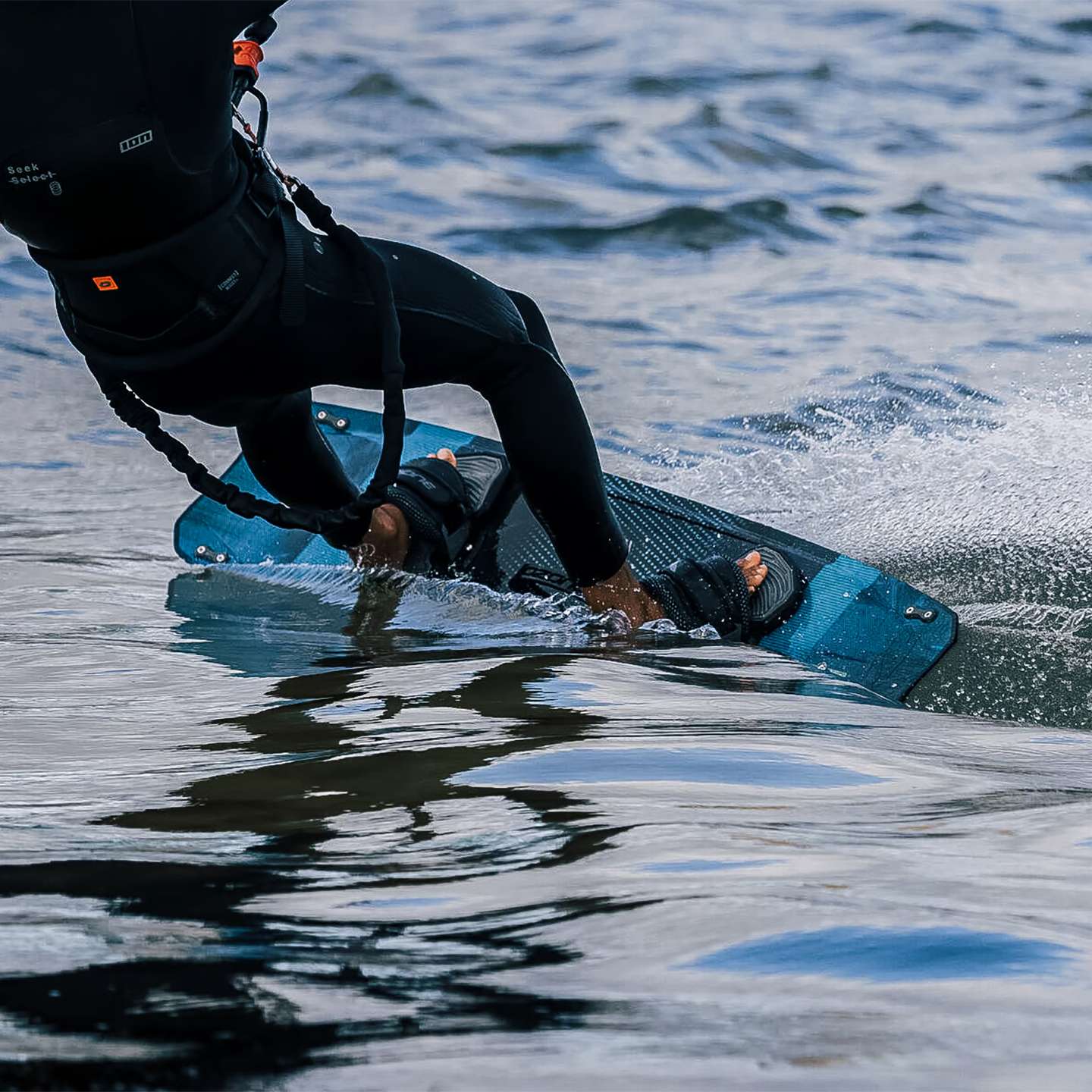 Ozone Torque V4 Kiteboard construction close-up