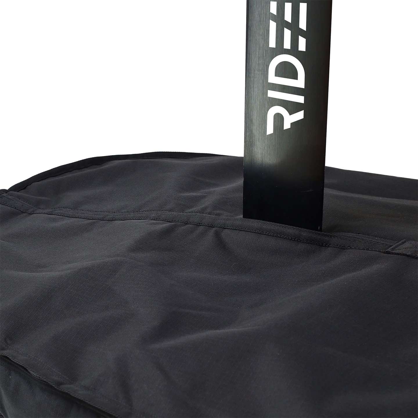 ride-engine-2021-foil-boardbag-alt3-zoom Ride Engine Day Strike 7'6 Foil Boardbag padded interior detail showing padded travel protection and storage features