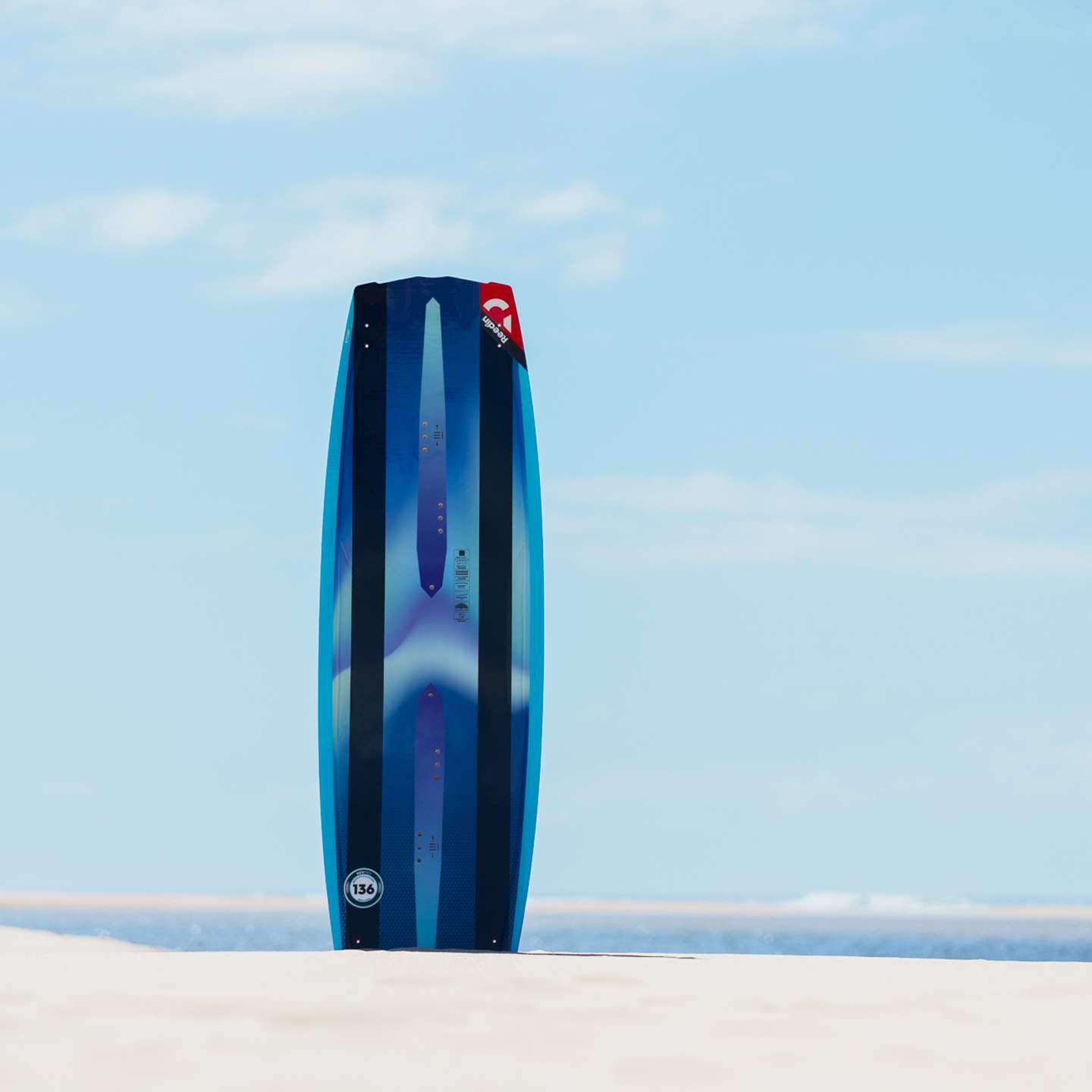 Reedin KevPro 2024 Kiteboard rail and tip detail view