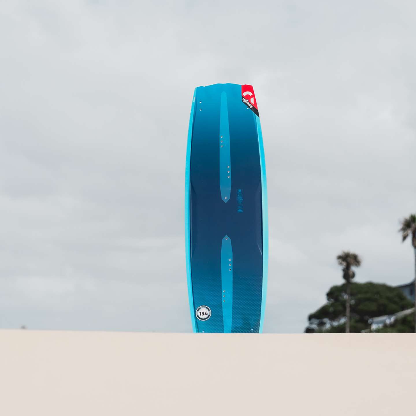 Reedin SuperE 2024 Kiteboard base graphic view