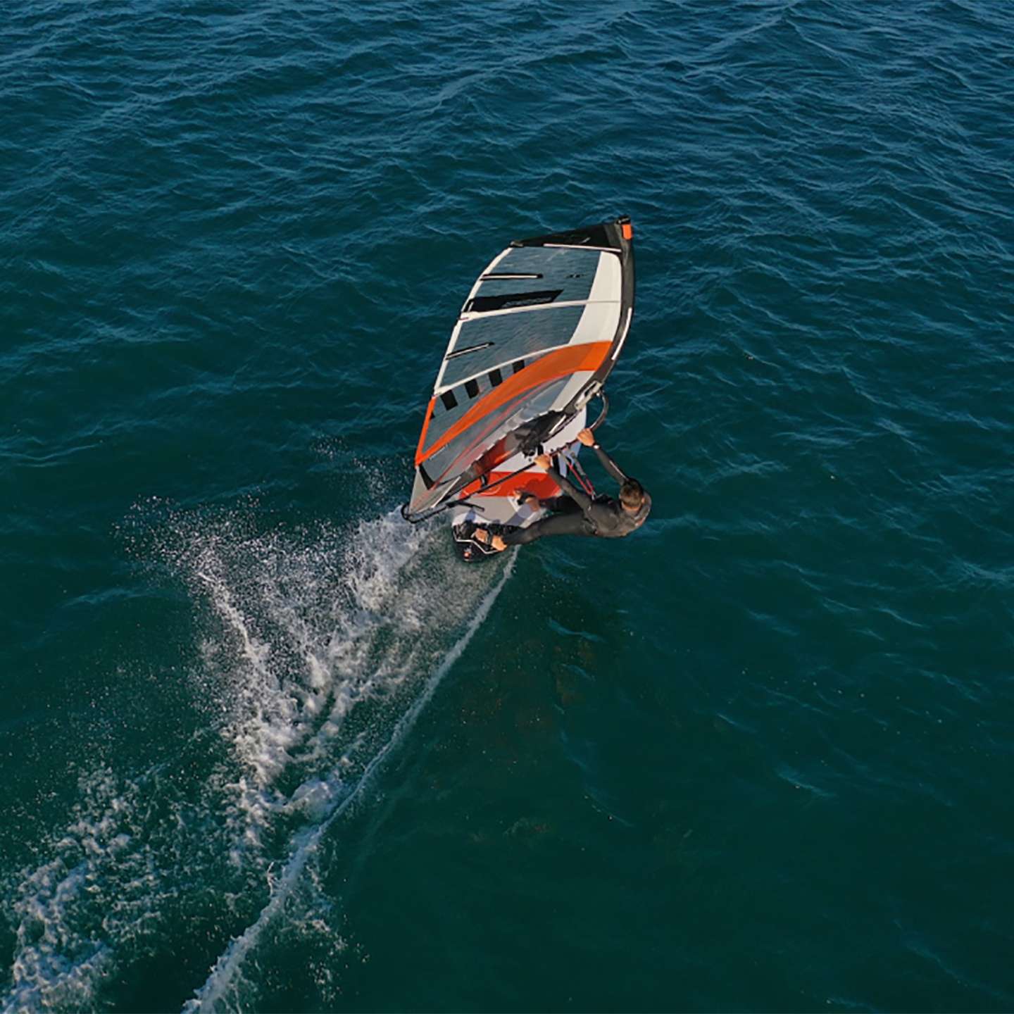 RRD Evolution Y26 Windsurf Sail windsurf sail leading edge detail