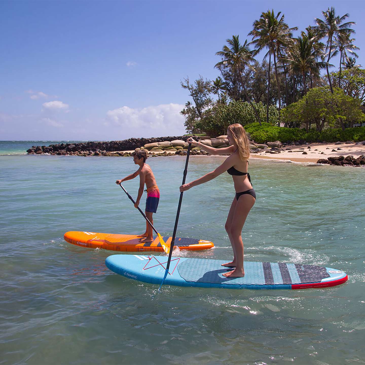 Fanatic Fly Air 2023 10'8 Inflatable SUP, deck view showing pad and fittings