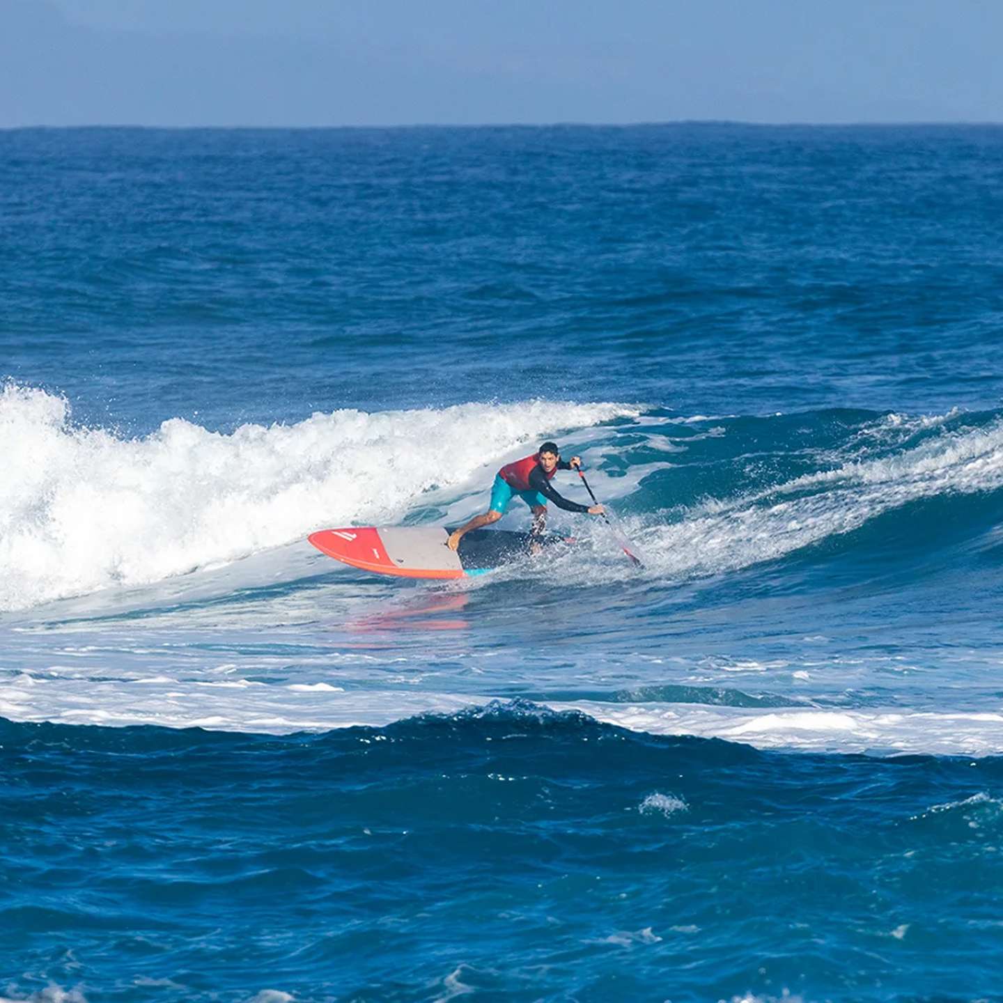 Fanatic AllWave SUP Board 2023, deck view showing shape and pad