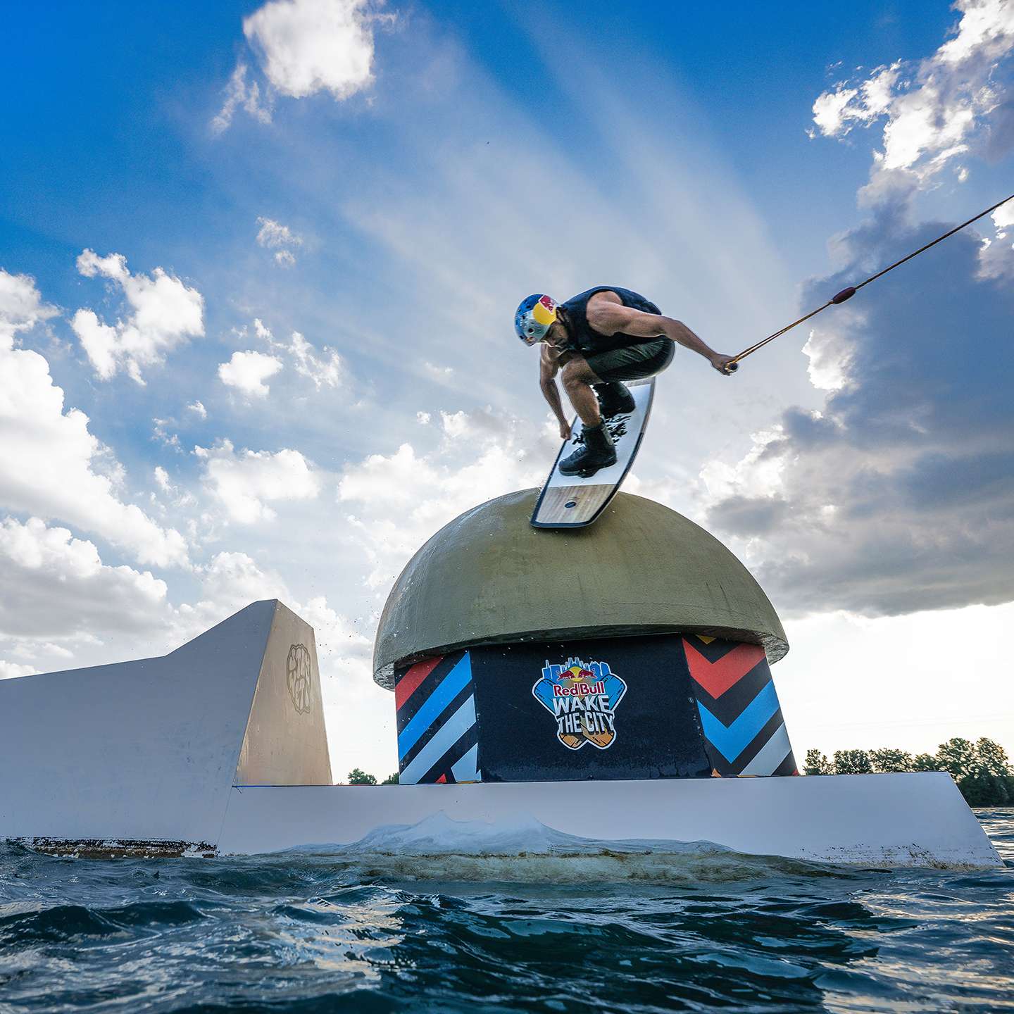 Hyperlite Guara 2026 Wakeboard – alternate view showing the wakeboard shape and base graphic