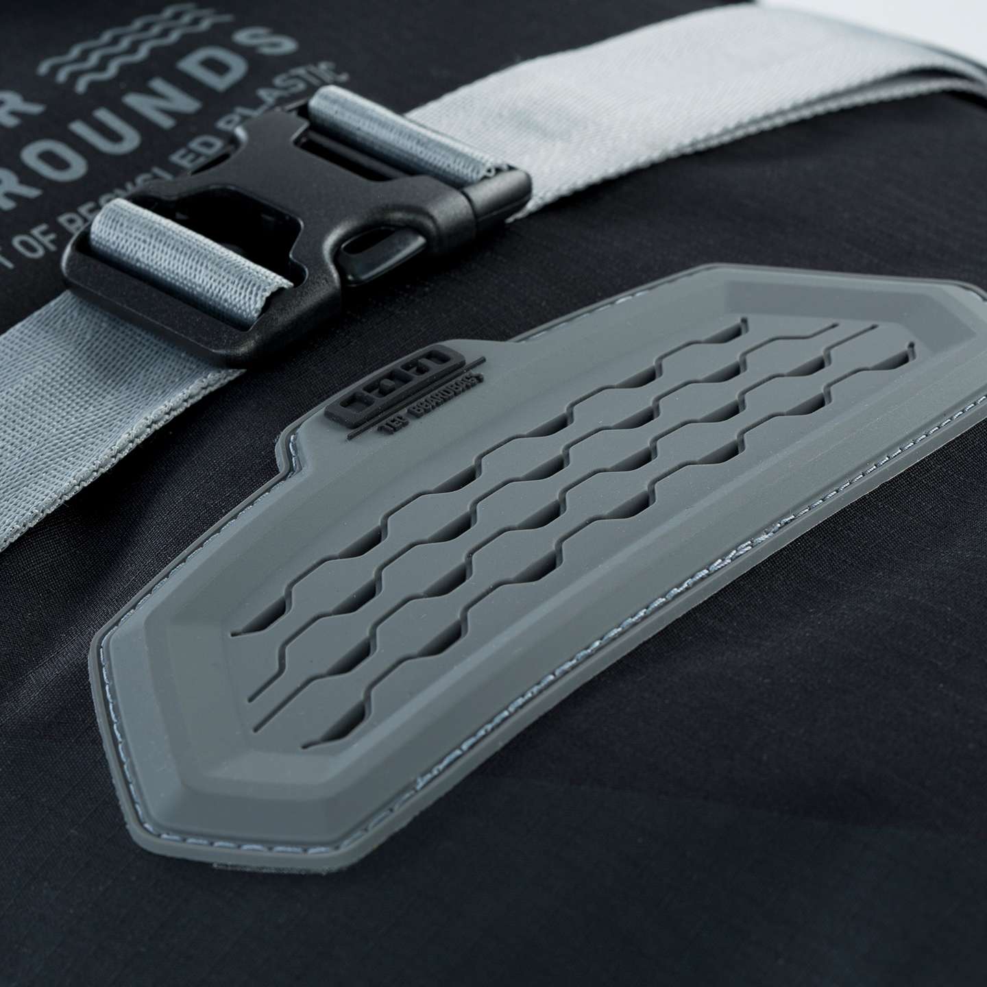 ION Gearbag Wing Tec 2026 padded compartment detail