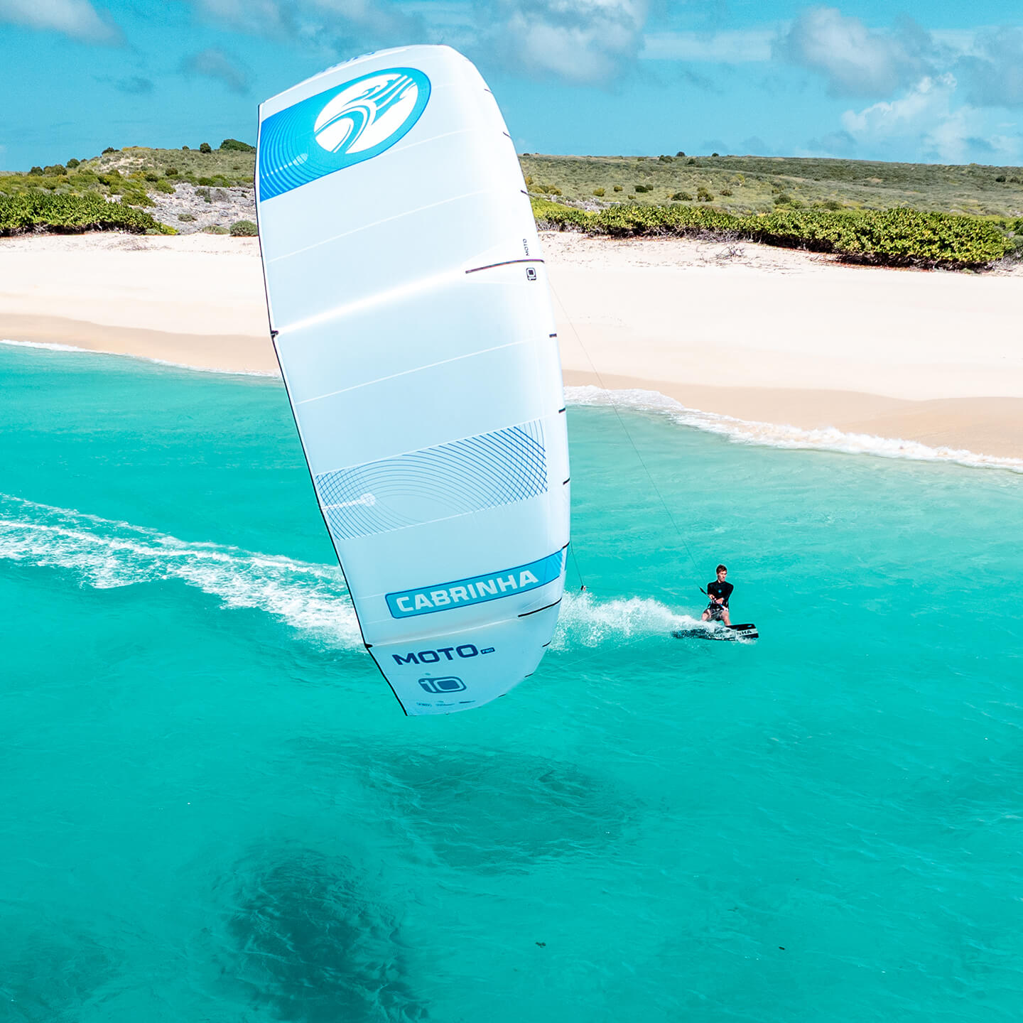 Cabrinha Moto Apex 2026 Kite inflated kite front view showing the full canopy graphics, leading edge curve, strut placement and wingtips