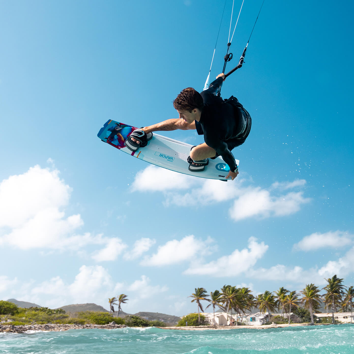 Cabrinha Vapor 2026 Kiteboard inflated kite front view showing the full canopy graphics, leading edge curve, strut placement and wingtips