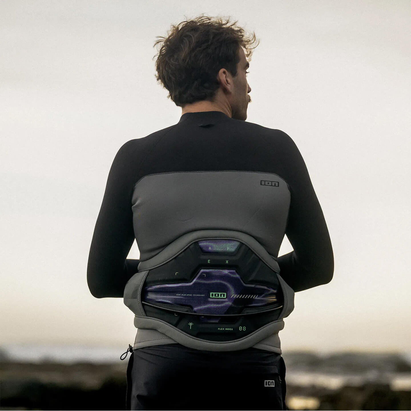 ION Apex Kite Harness 2026 in sage and grey spreader bar and waist support detail