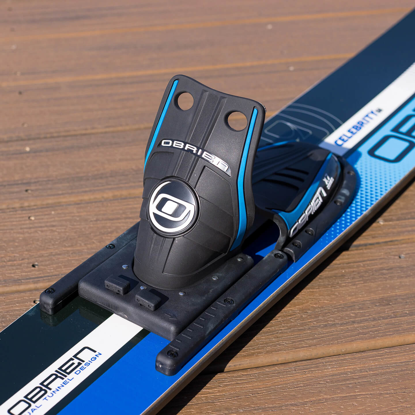 O'Brien Celebrity 68" Combo Waterskis 2026 water skis top view showing the ski graphics and bindings