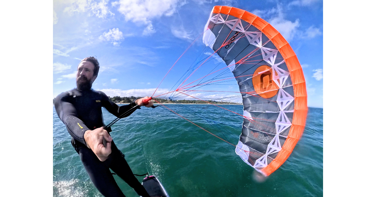 Ozone Pocket Rocket v2 stably cruising upwind
