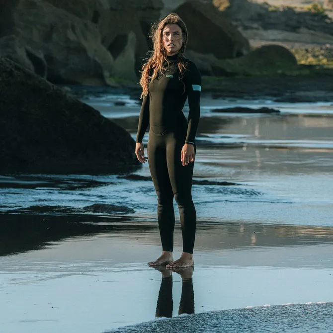 Womens Ion wetsuit